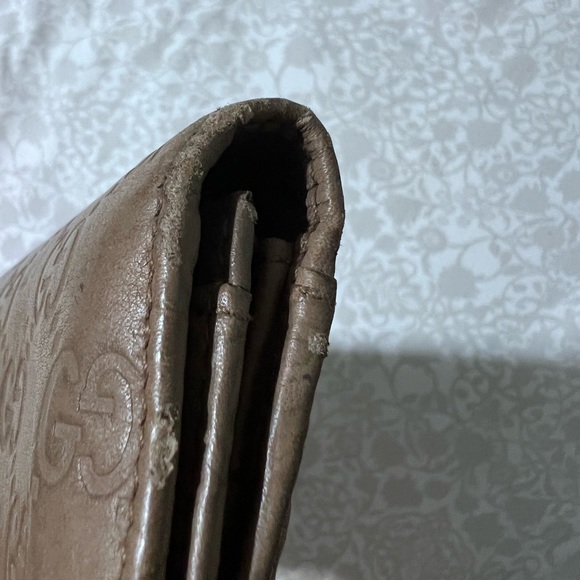 Gucci Guccissima Leather Wallet. - Picture 5 of 5